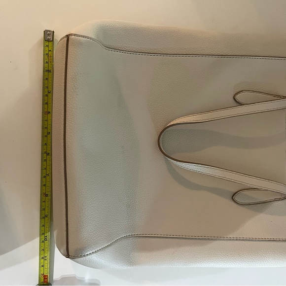 Banana Republic Cross Body with Zip Closure & Handles - Picture 7 of 14